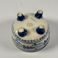 Vintage Keramikdose auf Füßen – Gzhel, handbemalt