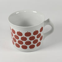 Retro Tasse mit roten Äpfel
